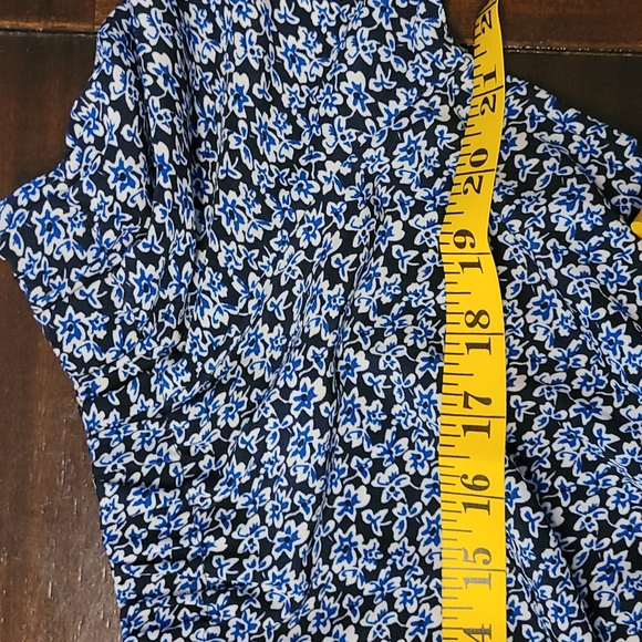 Off the shoulder dress - Picture 6 of 7